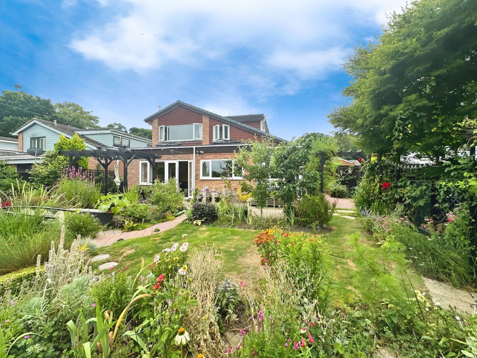 Curlew Close, Hythe, Southampton, SO45 3GD