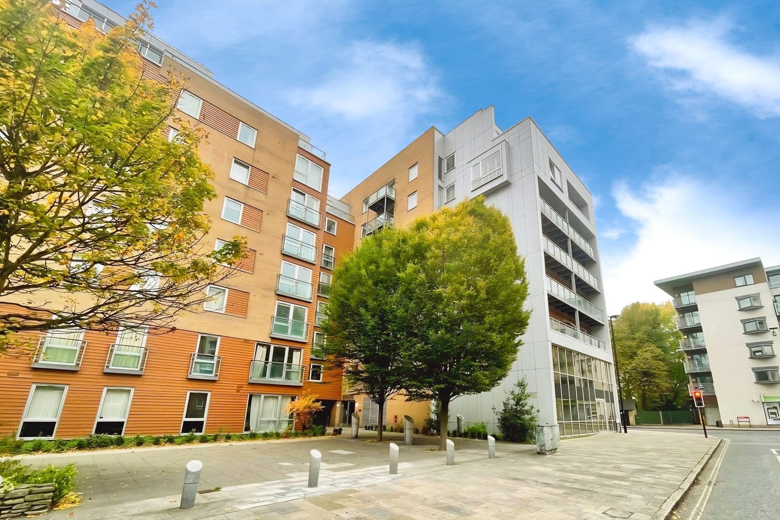 High Street, Southampton, SO14 2NW - Image 1