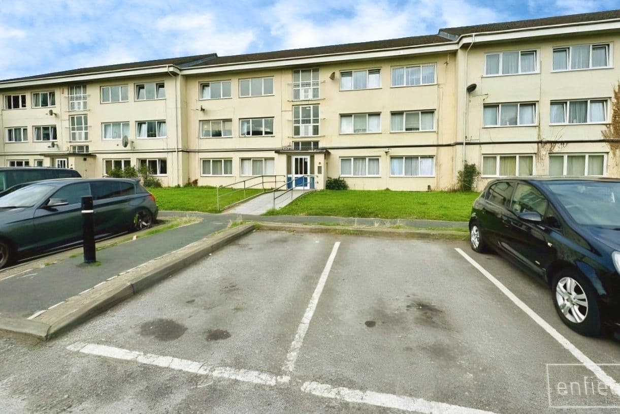 Pevensey Close, Southampton, SO16 9HF - Image 1